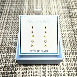 BRAND NEW 5 pairs of Gold Cake gold toned stud earrings ✨✨✨ Box included